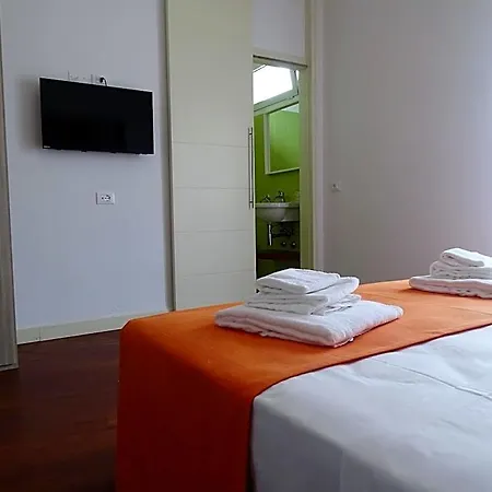 Отель Al Nuovo Porto 3*