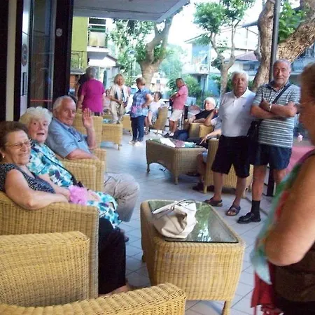 Al Nuovo Porto Hotel 3*